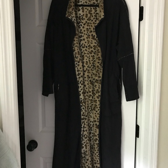 Long coat - Picture 2 of 3